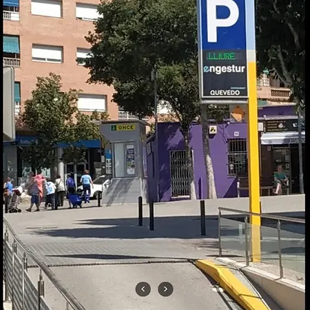 Metro La Salut